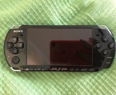 Sony PSP с чехлом+диски в подарок