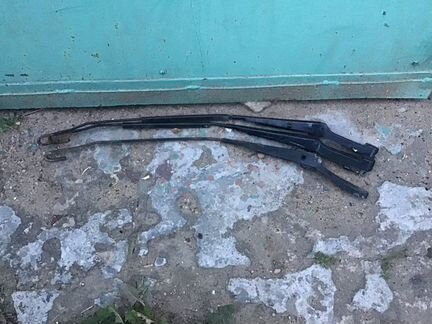 Поводок дворников мерседес спринтер901-909