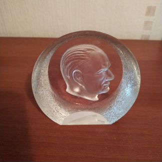 Барельеф Ататюрка