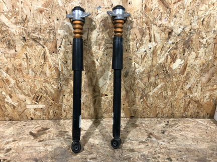 Амортизатор задний Skoda Rapid