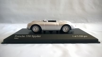 Minichamps Porsche 550 Spyder - 1955 - Silver