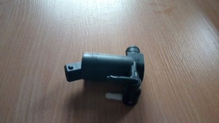 Насос стеклоомывателя Форд фокус 1