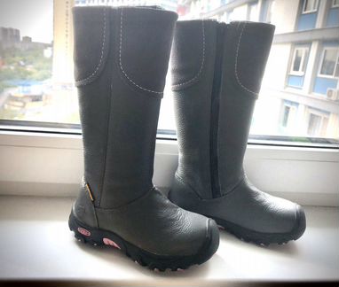 Новые кожаные сапоги Keen 25-26 рр