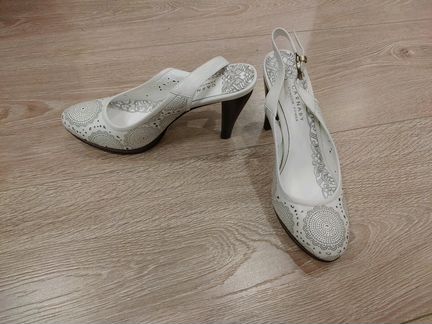 Женские босоножки на каблуке carnaby 38 раз