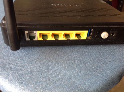 Маршрутизатор D-Link DSL-2650U