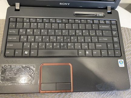 Ноутбук на запчасти (sony vaio vgn-c2zr/b)