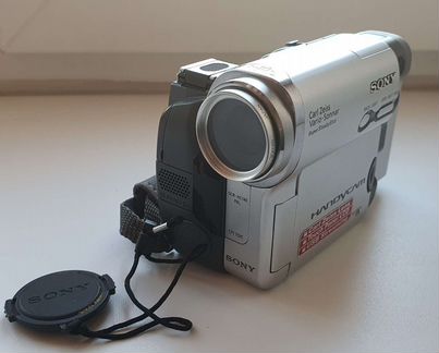 Видеокамера Sony Handycam DCR-HC14E