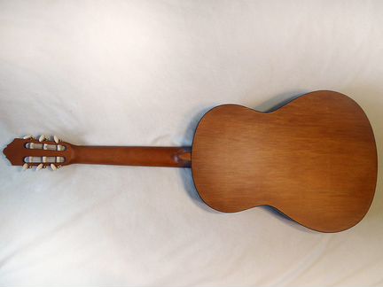 Гитара Yamaha C40M с утепленным чехлом