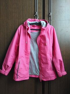 Куртка-ветровка