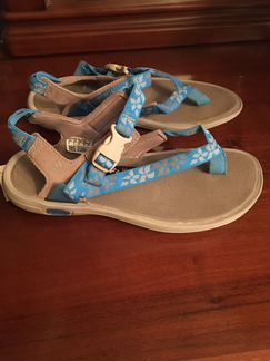 Босоножки adidas 35-36 разм новые