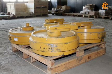 Колесо направляющее D85A-18(00KS8000)