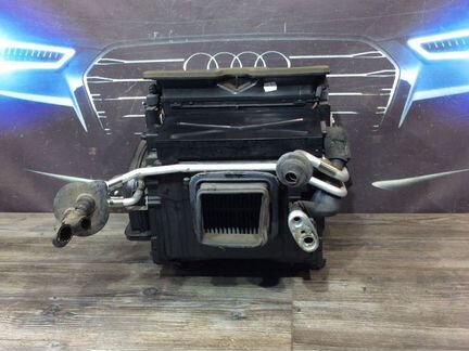 Корпус печки Ауди А6 Ц6 Audi A6 C6