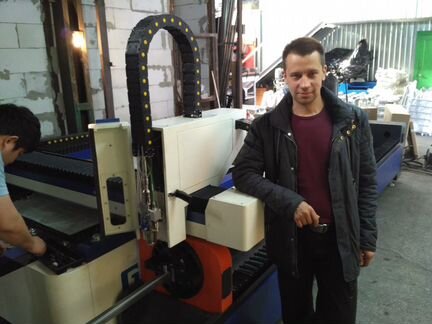 Оптоволоконный лазер для резки листа и трубы