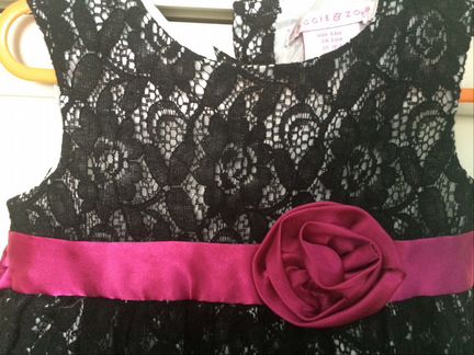 Новое кружевное платье