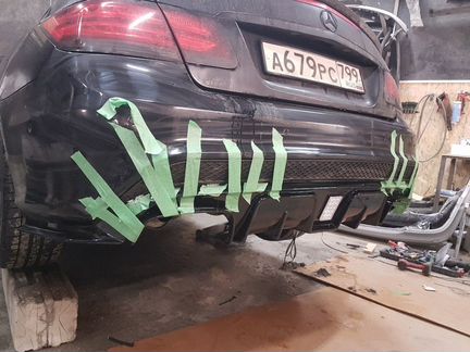 W207 brabus диффузор на зад бампер