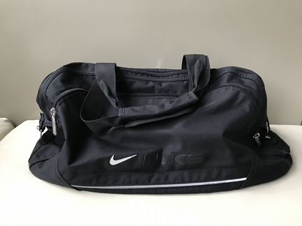 Вместительная сумка для тренинга Nike