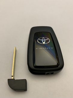 Смарт ключ smart key Toyota Camry V70
