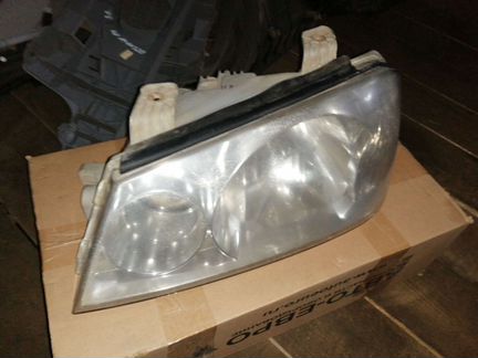 Фара левая Kia Magentis, 2004г