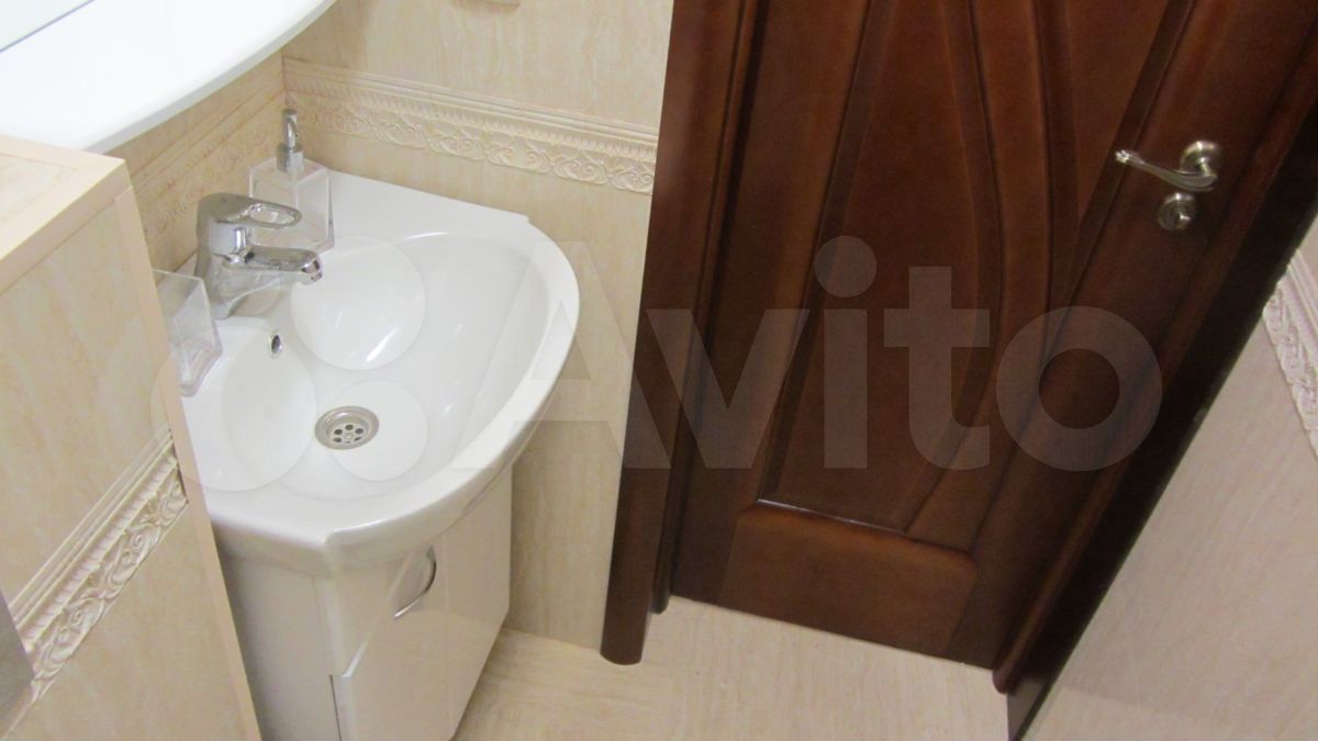 2-к квартира, 63 м², 5/18 эт.