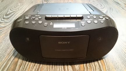 Магнитола Sony
