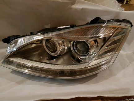 Фара левая Mercedes W221 S Class в наличии