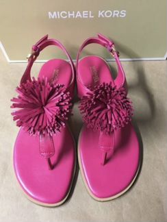 Сандалии Michael Kors ultra pink шлепки оригинал