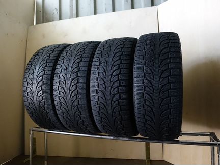 205 55 16 Pirelli Winter Carving Edge 68WG