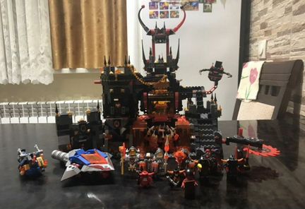 Lego nexo knights Вулканическое логово Джестро