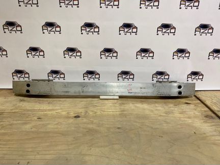 Усилитель бампера задний Lexus Ls430 UCF30 3UZ-FE