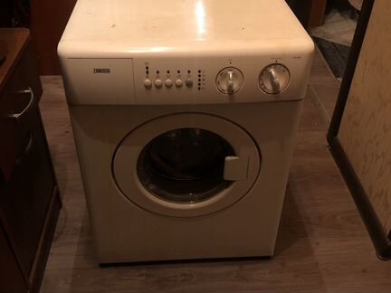 Стиральная машина Zanussi
