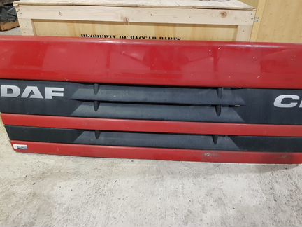 Капот кабины DAF CF, красный