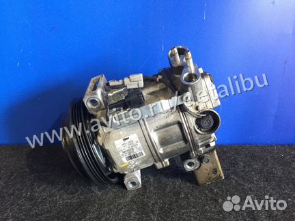 Компрессор кондиционера Infiniti M35 Y50