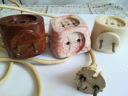 Внешняя розетка для телефона