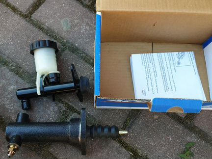 Тормозные цилиндры (основной+рабочий) corvette C4