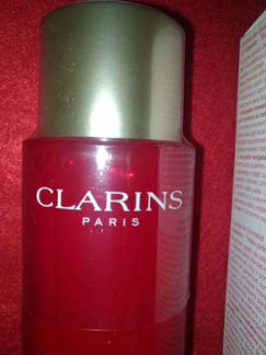 Clarins разглаживающий флюид Multi-Intensive