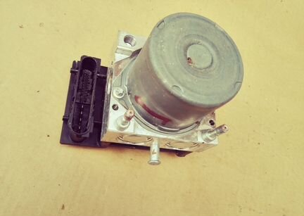 Toyota corolla verso блок ABS 0265231484