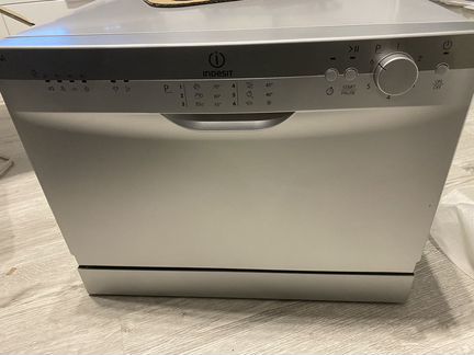 Посудомоечная машина новая Indesit ICD 661 S EU се