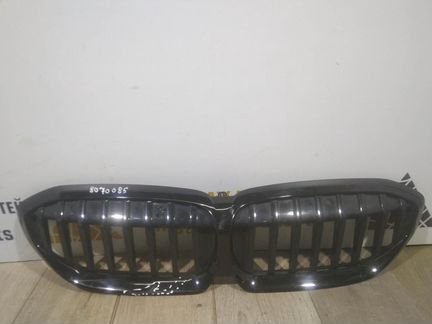 Решетка радиатора бу BMW 3 G20 M-Pack OEM 51138075