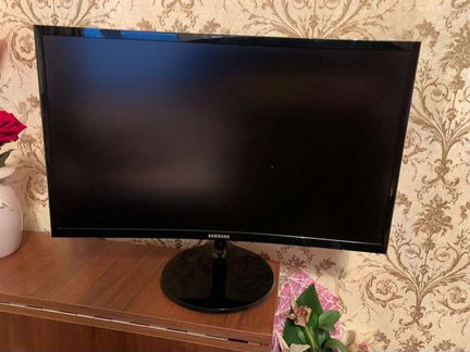 Монитор Samsung C24F390FH
