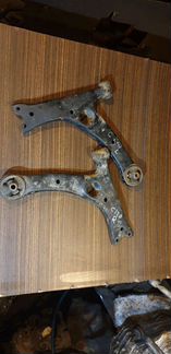 Рычаги передние toyota corolla