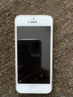 Телефон iPhone 5 64 Gb