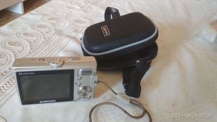 Компактный цифровой фотоаппарат Самсунг L100