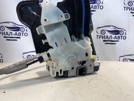 Замок двери задний правый электр Mercedes E-Class