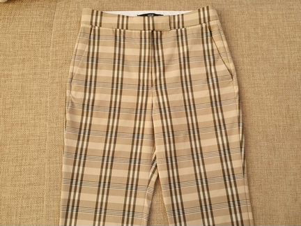 Брюки фирмы mango