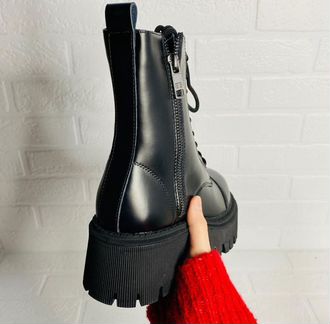 Ботинки Balenciaga