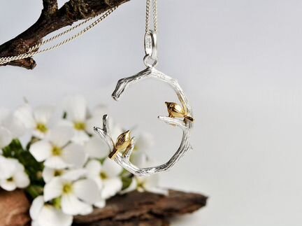 Кольцо и подвеска