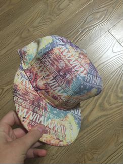 Кепка с прямым козырьком