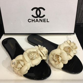 Шлёпанцы Chanel