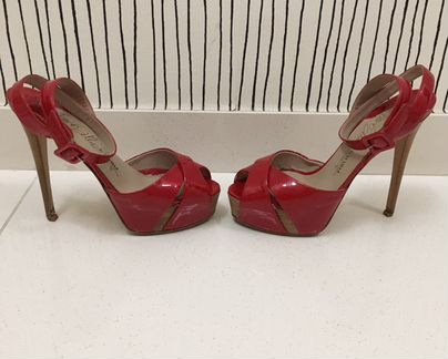 Босоножки Le silla