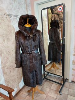 Норковая Шуба 48-50,с капюшоном,дл 105см, в Идеале